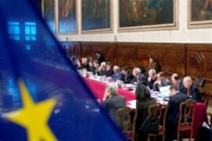 Венеціанська комісія розкритикувала закон про "партійну диктатуру"