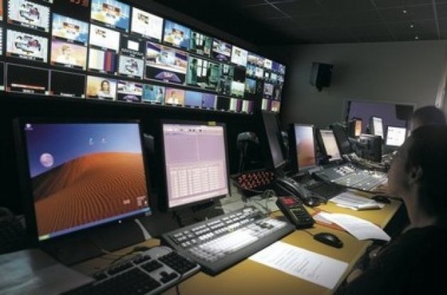 В Україні припинили незаконне мовлення 20 російських телеканалів