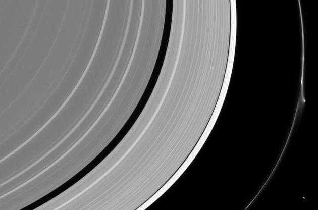 NASA опублікувало фото "зруйнованого" кільця Сатурна