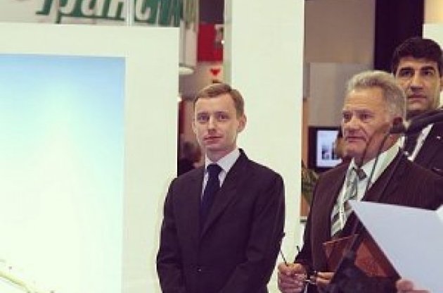 Суд арестовал бывшего топ-менеджера "Нафтогаза" Кацубу (слева)