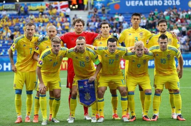 Футболісти збірної України будуть грати з Польщею "за честь країни"