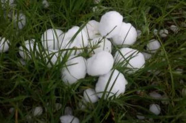 В Закарпатье град был размером с куриное яйцо