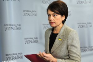 Гриневич пообіцяла українським школярам безкоштовні підручники