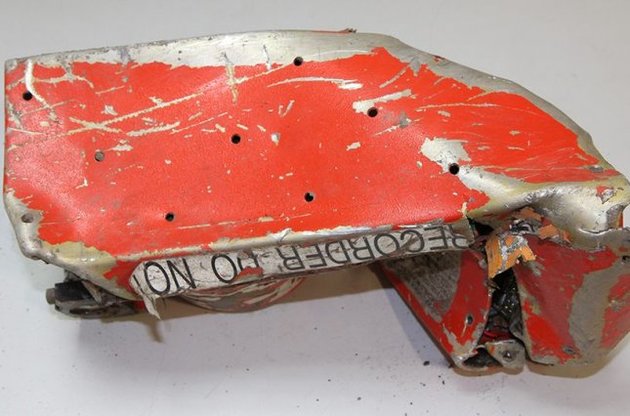 Эксперты сумели восстановить "черный ящик" египетского А320