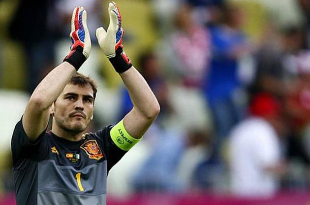 Касильяс завершил международную карьеру