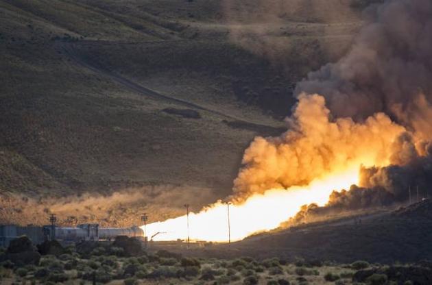 NASA опублікувало відео випробувань прискорювача для однієї з найбільш потужних ракет у світі