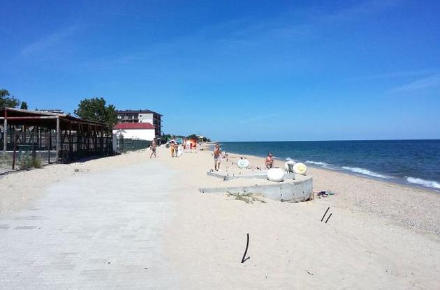 Набережна, побудована інвестором