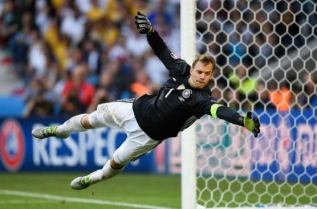 Нойєр голів у Франції не пропускає