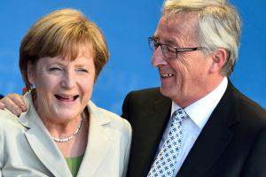 Меркель может предпринять меры по замене Юнкера на посту главы Еврокомиссии – The Times