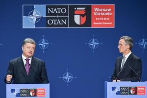 Порошенко заявив про можливість розширеного співробітництва України і НАТО