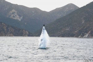 КНДР запустила балістичну ракету з підводного човна – ЗМІ