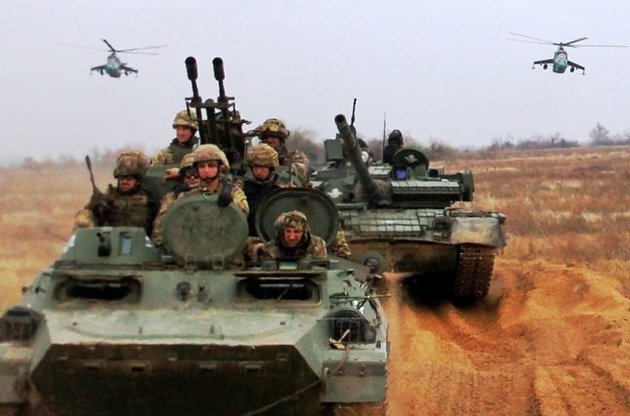 Посилено передові підрозділи на кордоні з Кримом і в зоні АТО