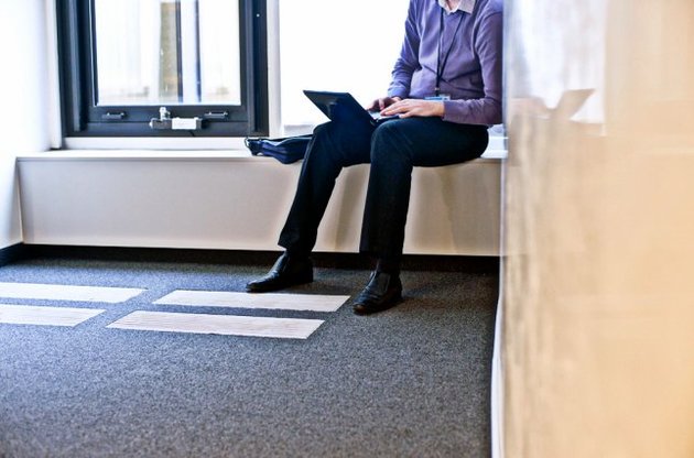 Необходимый сертификат системе е-деклараций должны выдать до 31 августа