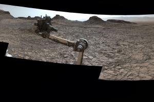 Марсохід Curiosity показав панорамне відео пагорбів Murray Buttes