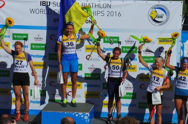 Украинская биатлонистка Пидгрушная завоевала "золото" летнего чемпионата мира