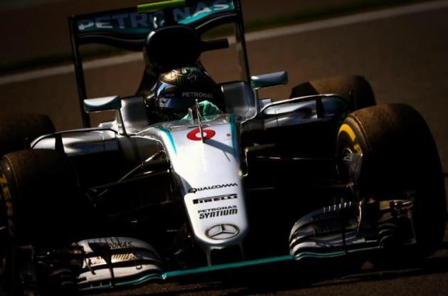 Росберг наблизився до Хемілтона