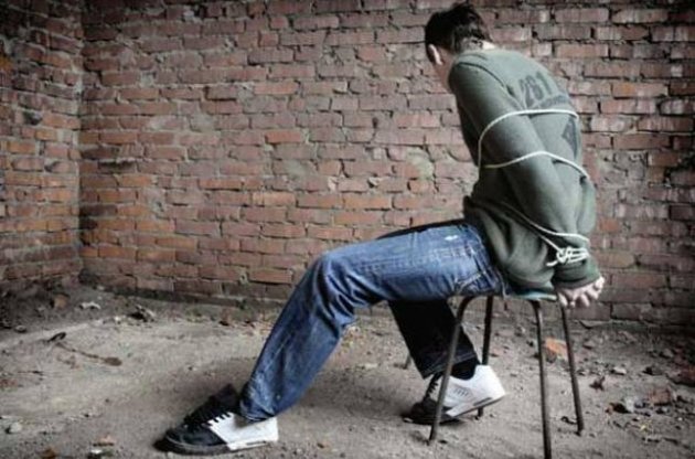 Списки заручників передали Меркель і Олланд