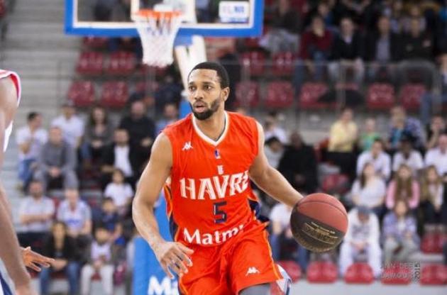 Дугат переїхав в Україну з Франції