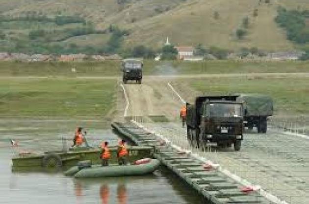Військові наводять мости в Румунії