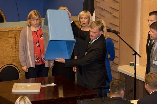 Президентська одіссея в Естонії