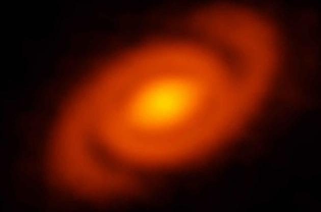 Длина рукавов составляет примерно 10 миллионов километров