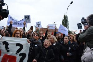 У Польщі проходять масові акції протесту жінок проти заборони абортів