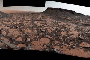 Марсохід Curiosity зробив знімок "Останців Мюррея" на Марсі