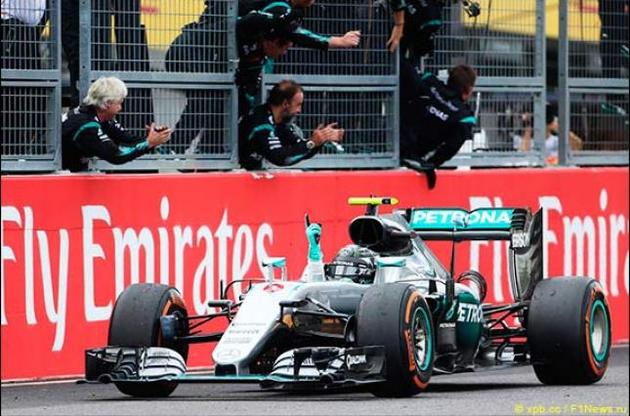 Формула-1: Росберг виграв Гран-прі Японії