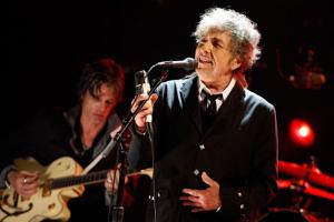 Боб Ділан: "Не блокуйте нам вхід"