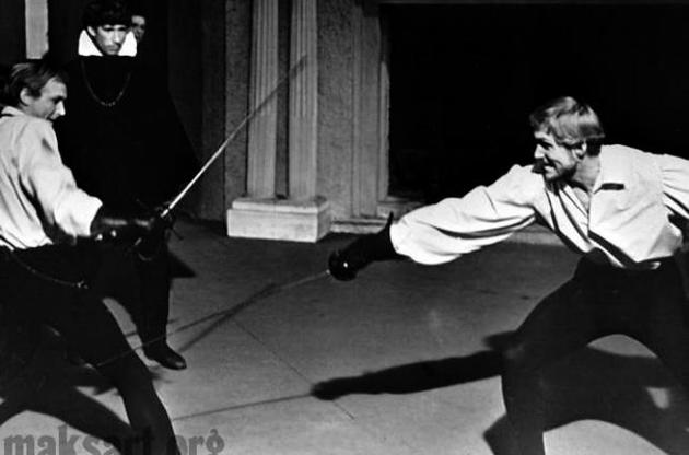 Кадр з фільму "Гамлет"