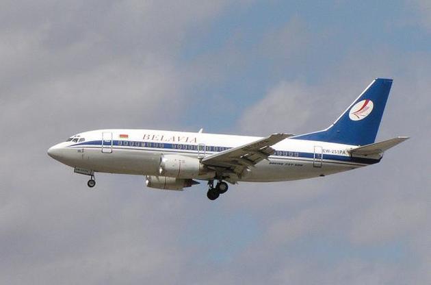 Белорусский самолет вернули в Киев под угрозой поднять истребители - СМИ