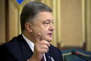 Порошенко пообіцяв заповнити е-декларацію найближчим часом