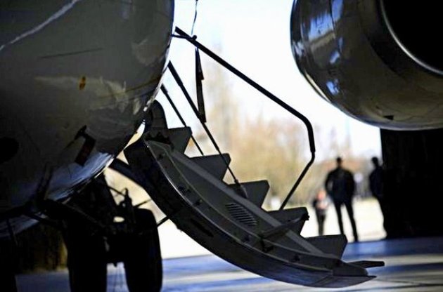 США продлили на два года запрет на полеты над Днепром и Симферополем