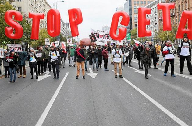 Блокування угоди між ЄС і Канадою ставить питання, як світу далі рухатися в напрямку глобалізації, щоб невдоволених було менше.