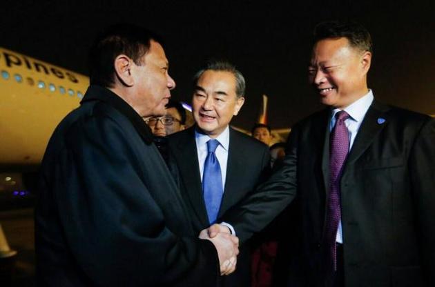 Чи надовго "медовий місяць" між Китаєм і Філіппінами?
