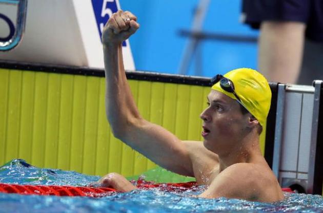 Украинский пловец Романчук выиграл пятое "золото" на этапах Кубка мира