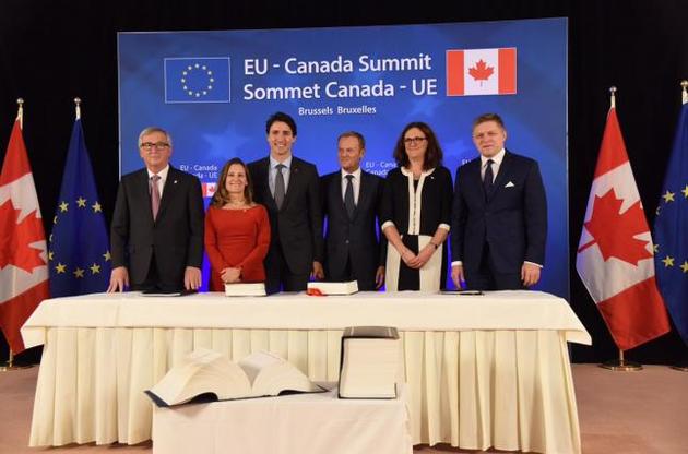 Евросоюз и Канада подписали соглашение о свободной торговле