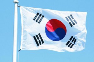 В Южной Корее требуют отставки президента, которая управляла страной вместе с "подругой-гадалкой"