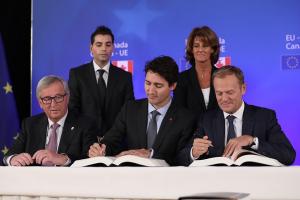 Угода Євросоюзу з Канадою щодо ЗВТ набуде чинності в силу в 2017 році