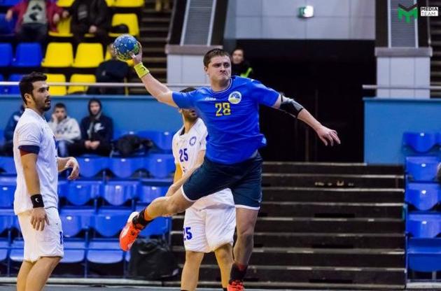 Украинские гандболисты обыграли фаворита