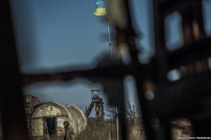 Фотограф показал жизнь вдоль линии разграничения в Донбассе