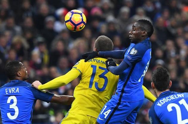 Франція програвала, але зуміла взяти три очки