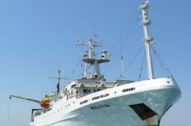 Искатель оправляется искать газ в Черном море