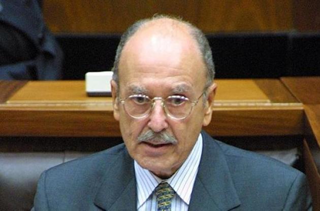 Экс-президент Греции умер от пневмонии