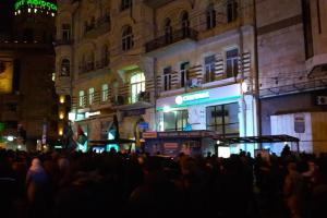 Під час зіткнень у центрі Києва постраждали десять осіб