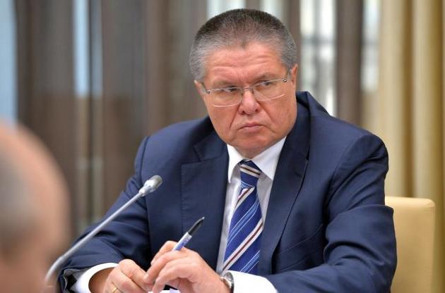 Российскому экс-министру Улюкаеву потребовалась скорая медицинская помощь