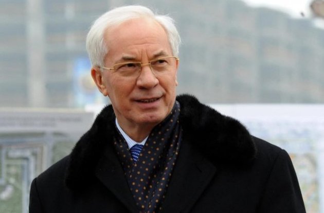 Азаров заявив, що має намір повернутися в Україну