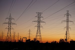 В декабре украинская сторона может прекратить поставку электроэнергии в "ЛНР"