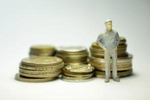 Підвищення мінімальної заробітної плати до 3200 грн:  допомога бідним чи насильство над ринком праці?