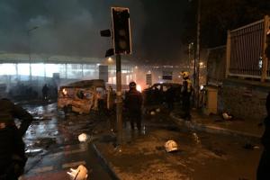 В ходе взрыва в Стамбуле погибло 15 полицейских – СМИ